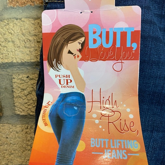 Dark wash wax jeans 👖 - Picture 2 of 6